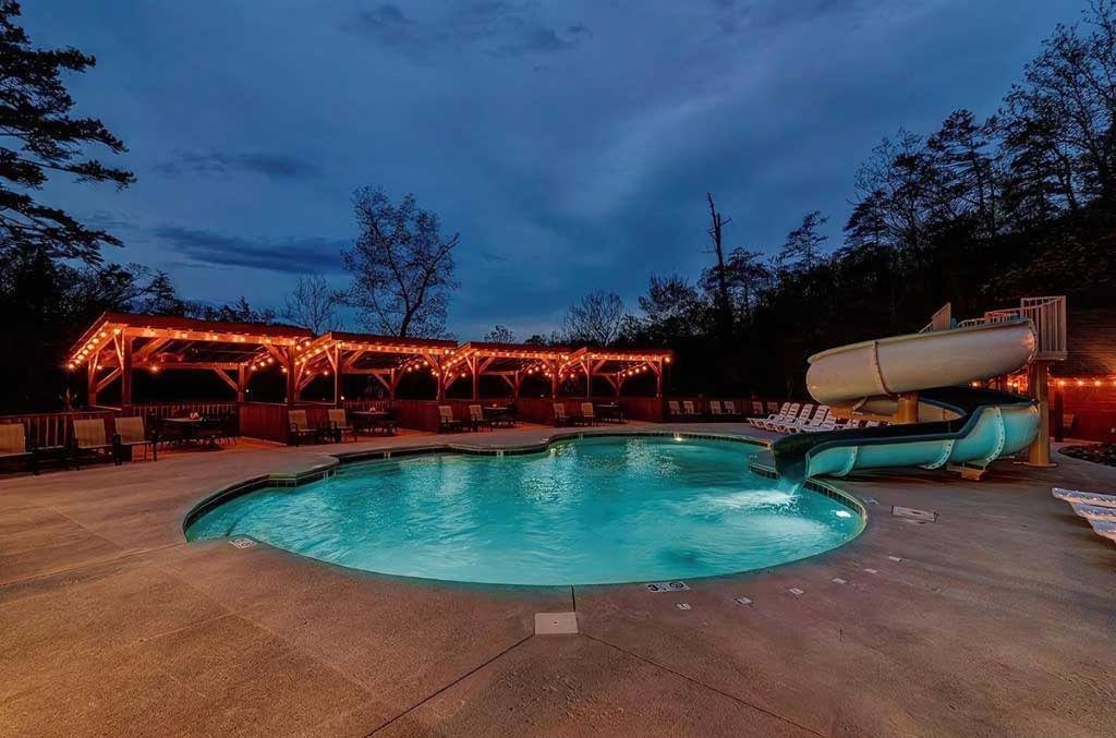 Parkside Resort cabins nestled in the Smoky Mountain foothills near Pigeon Forge