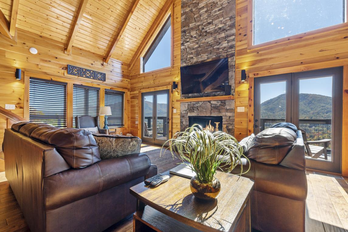 Amazing View Lodge interior 3