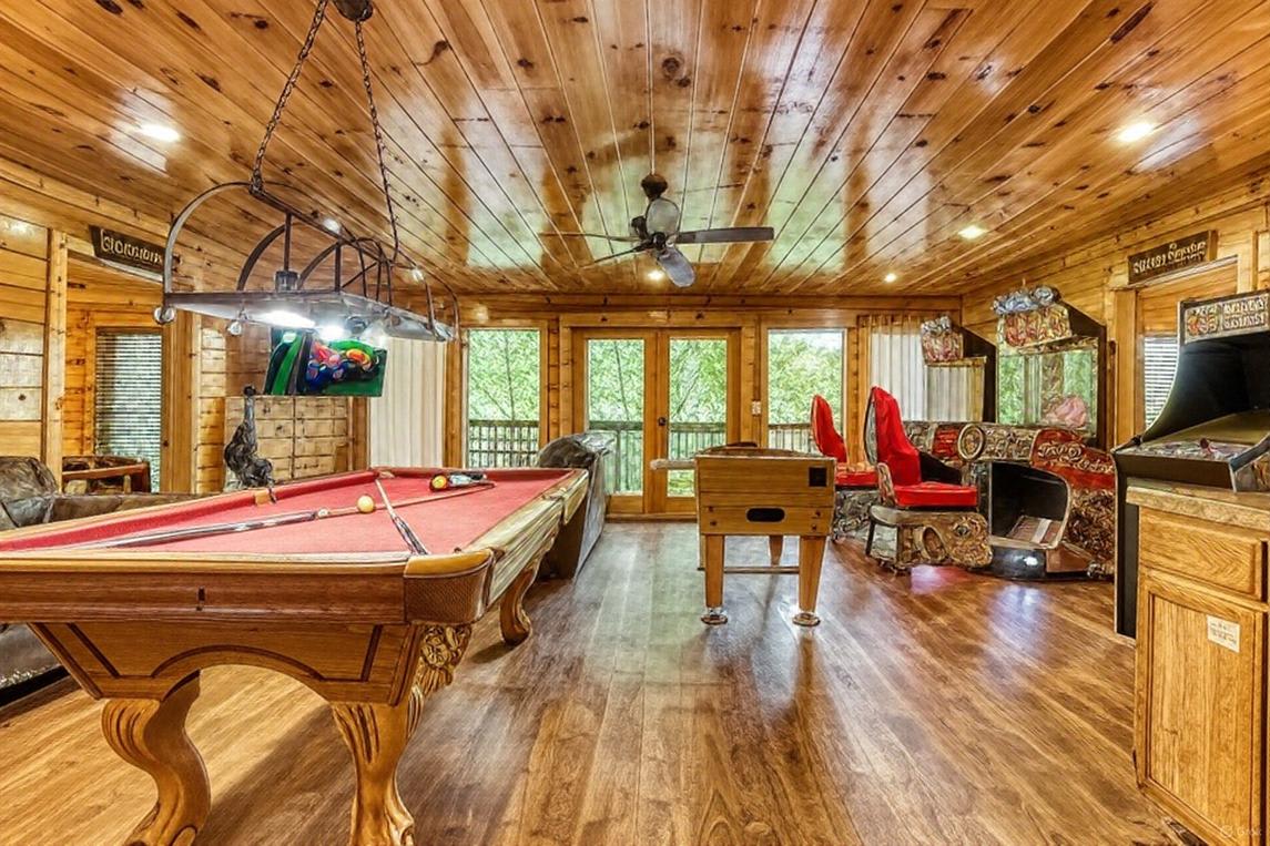 Big Bear Retreat interior 3