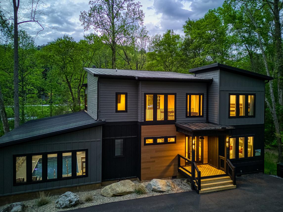Creekside Splash - Kitchen