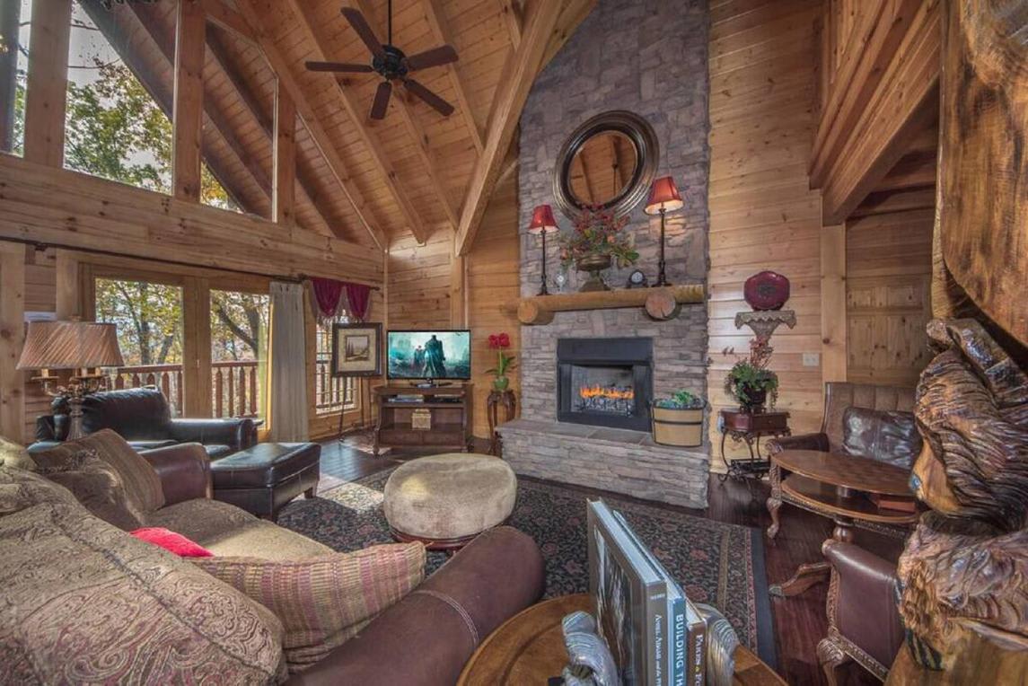 Grace Manor interior 3