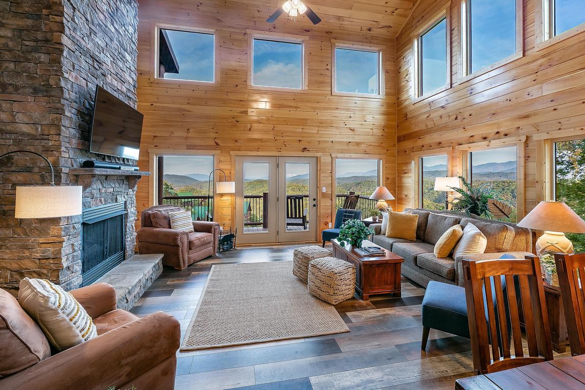 Gritz Carlton Lodge interior 1