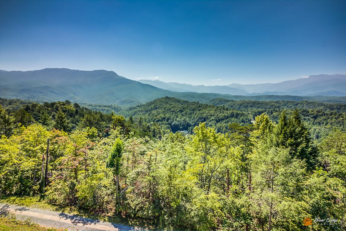 LeConte Mountain Lodge - Game Room