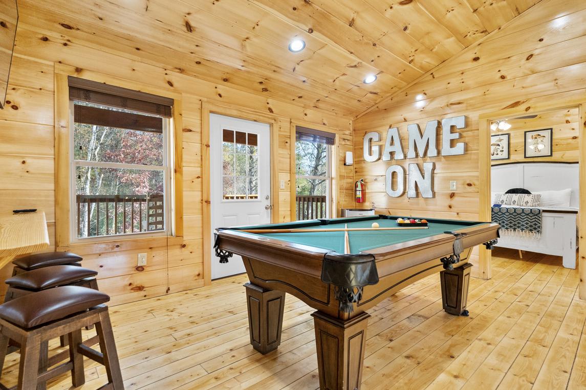 Pine Mountain Retreat interior 2