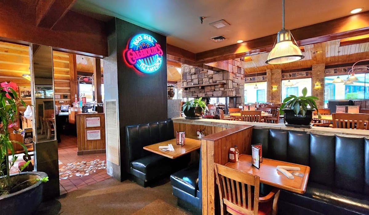 Calhoun's Village & Restaurant