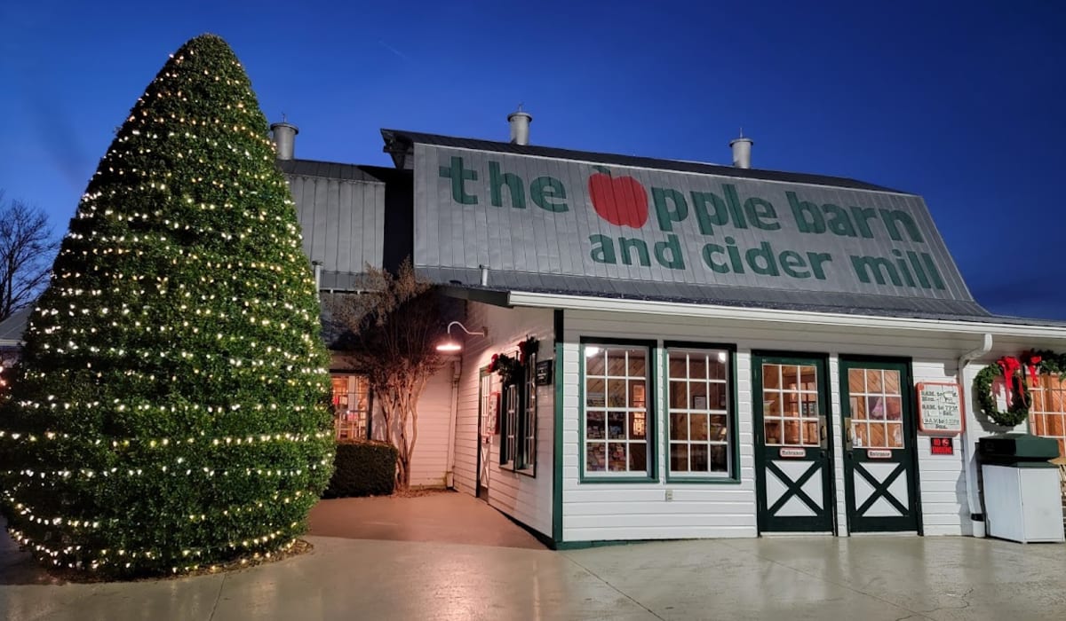 The Apple Barn & Cider Mill