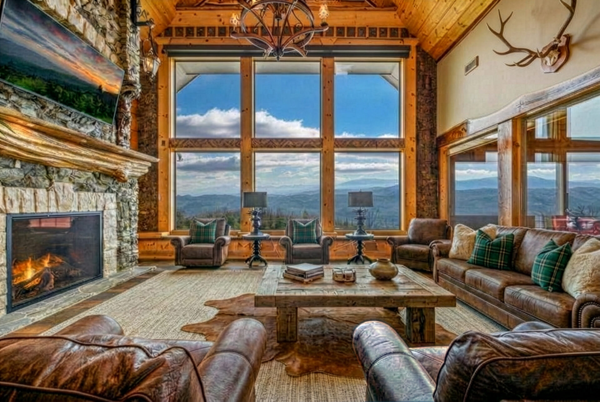 Large cabin rental for family reunions in the Smoky Mountains