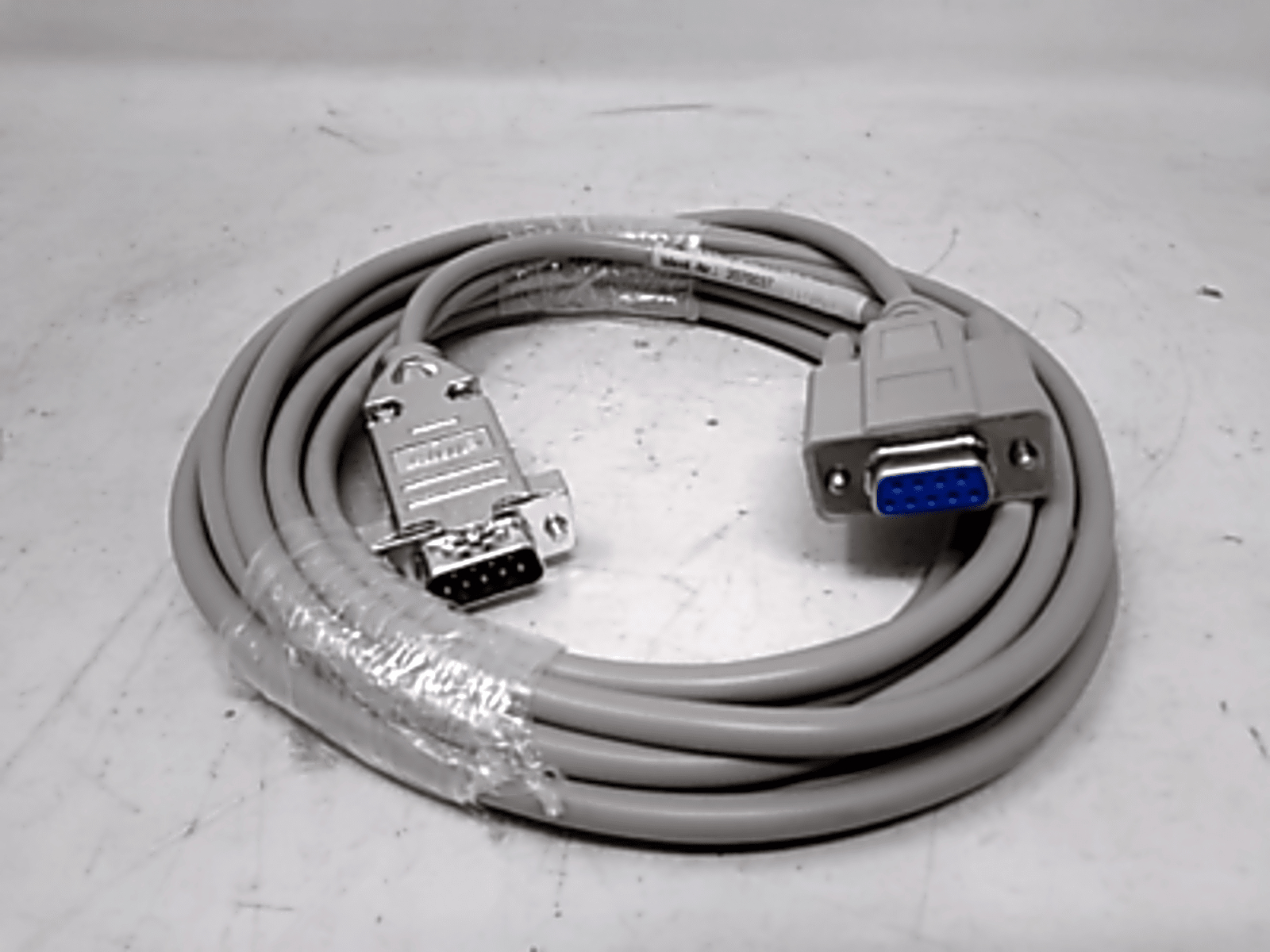 как выглядит SICK COMM-Cable PC M32 DB9 Serial 2070037 фото