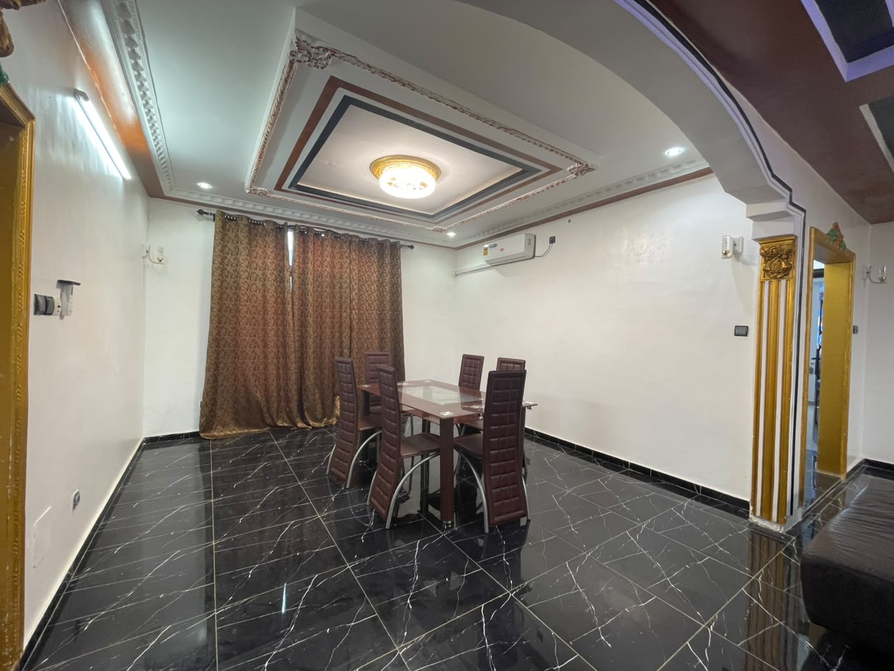 A LOUER -3 CHAMBRES SALON MODERNE BIEN MEUBLE SITUE A SANGUERA - SANYRAME