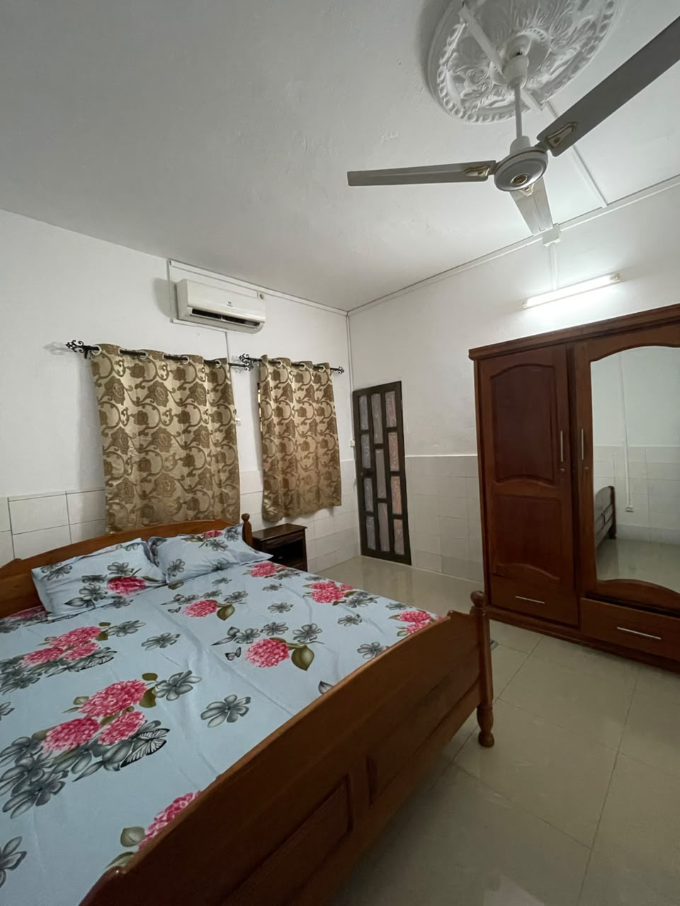 A LOUER - VILLA MODERNE IDEALEMENT SITUEE A TOTSI