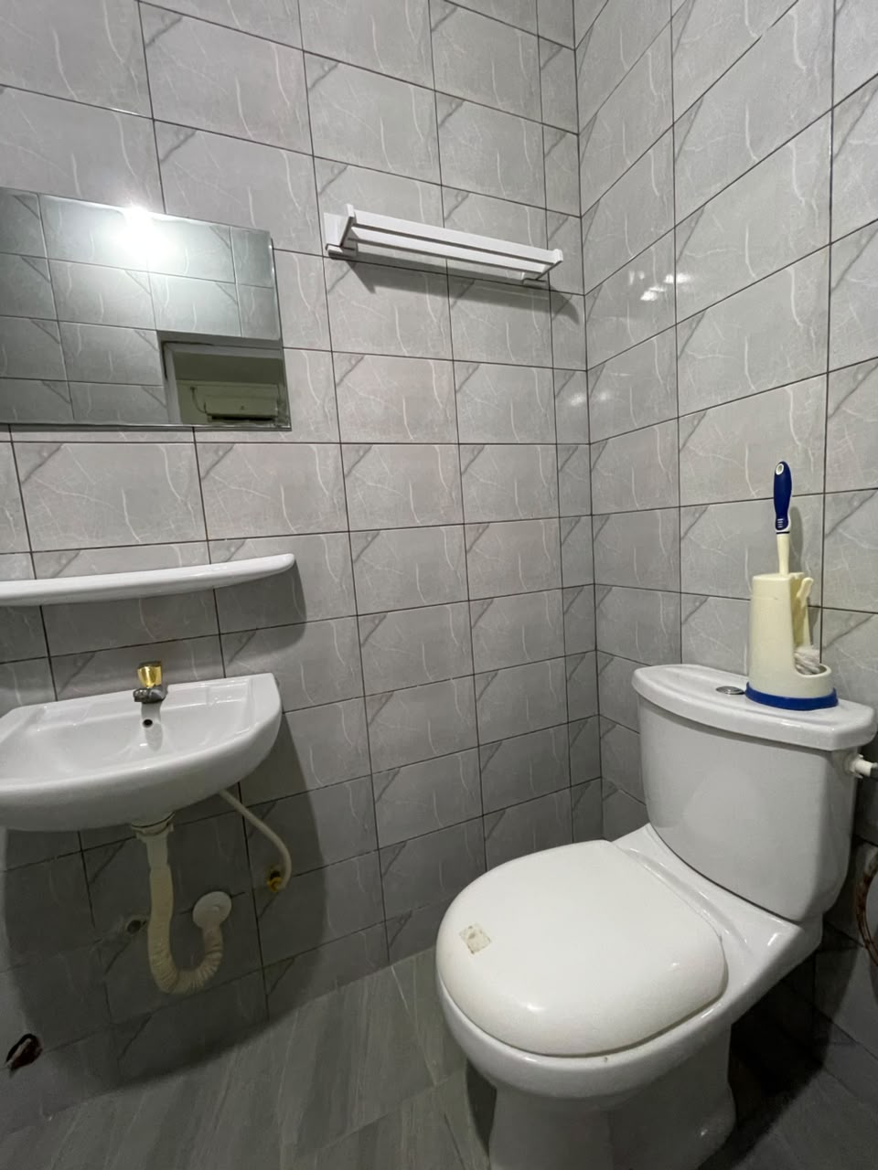 A LOUER - VILLA MODERNE IDEALEMENT SITUEE A TOTSI