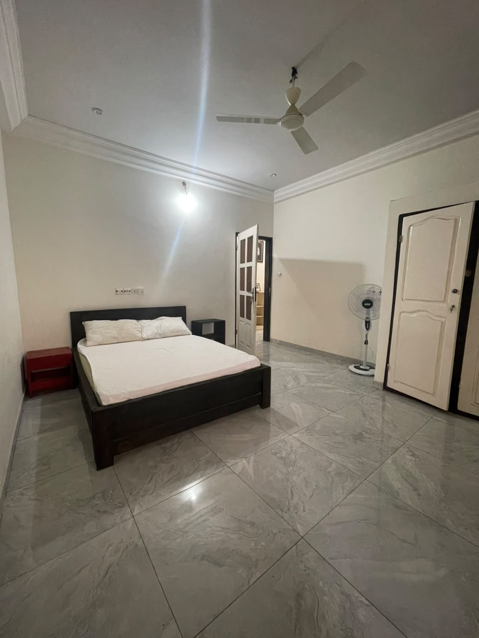 A LOUER - VILLA MODERNE IDEALEMENT SITUEE A AGBAVI