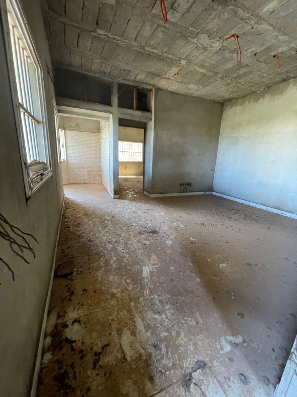 A LOUER - UNE MAISON EN COURS DE FINITION SITUE A SAGBADO