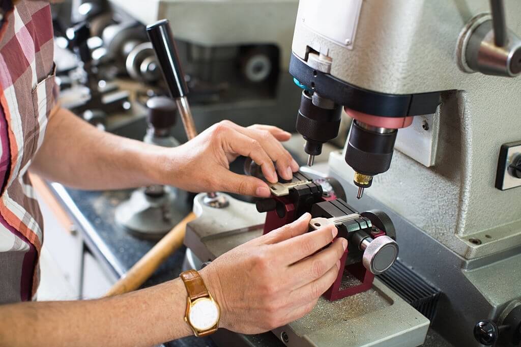 Key Maker | Everything You Need To Know About Key Maker For Cars ...