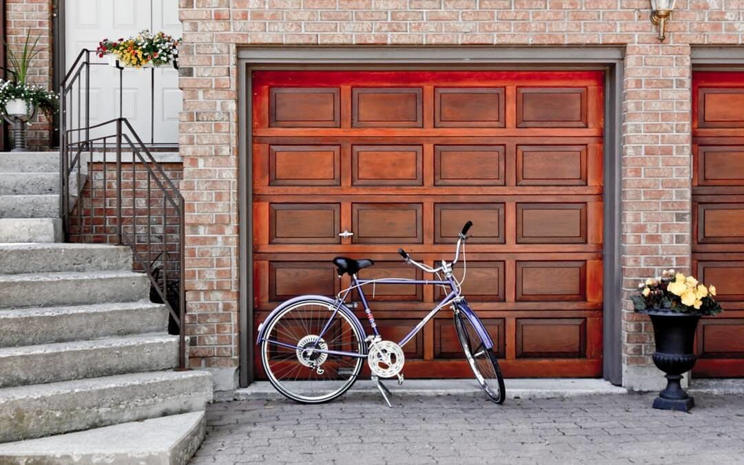 Signs You Have Garage Door Problems and What to Do About Them