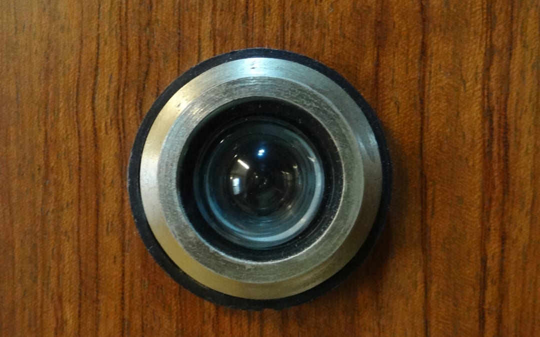 The Home Security Benefits of Installing a Front Door Peephole