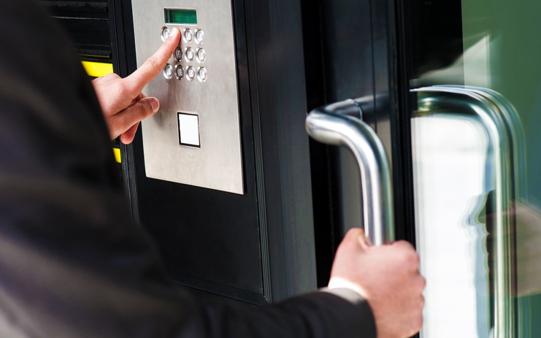 How to Increase Curb Appeal and Improve Safety with a Smart Lock