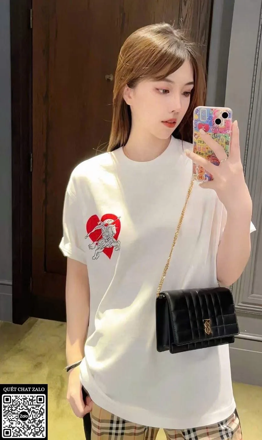 Áo phông nam màu trắng BBR mã 3 Burberry cao cấp gọn đẹp chuẩn dáng Áo phông nam màu trắng BBR mã 3 Burberry cao cấp gọn đẹp chuẩn dáng