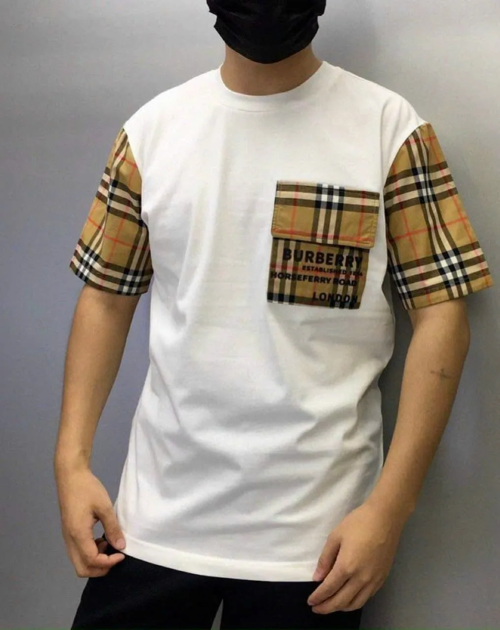 Áo Burberry trắng áo phông nam Burberry like authentic mã 6 hoàn hảo Áo Burberry trắng áo phông nam Burberry like authentic mã 6 hoàn hảo