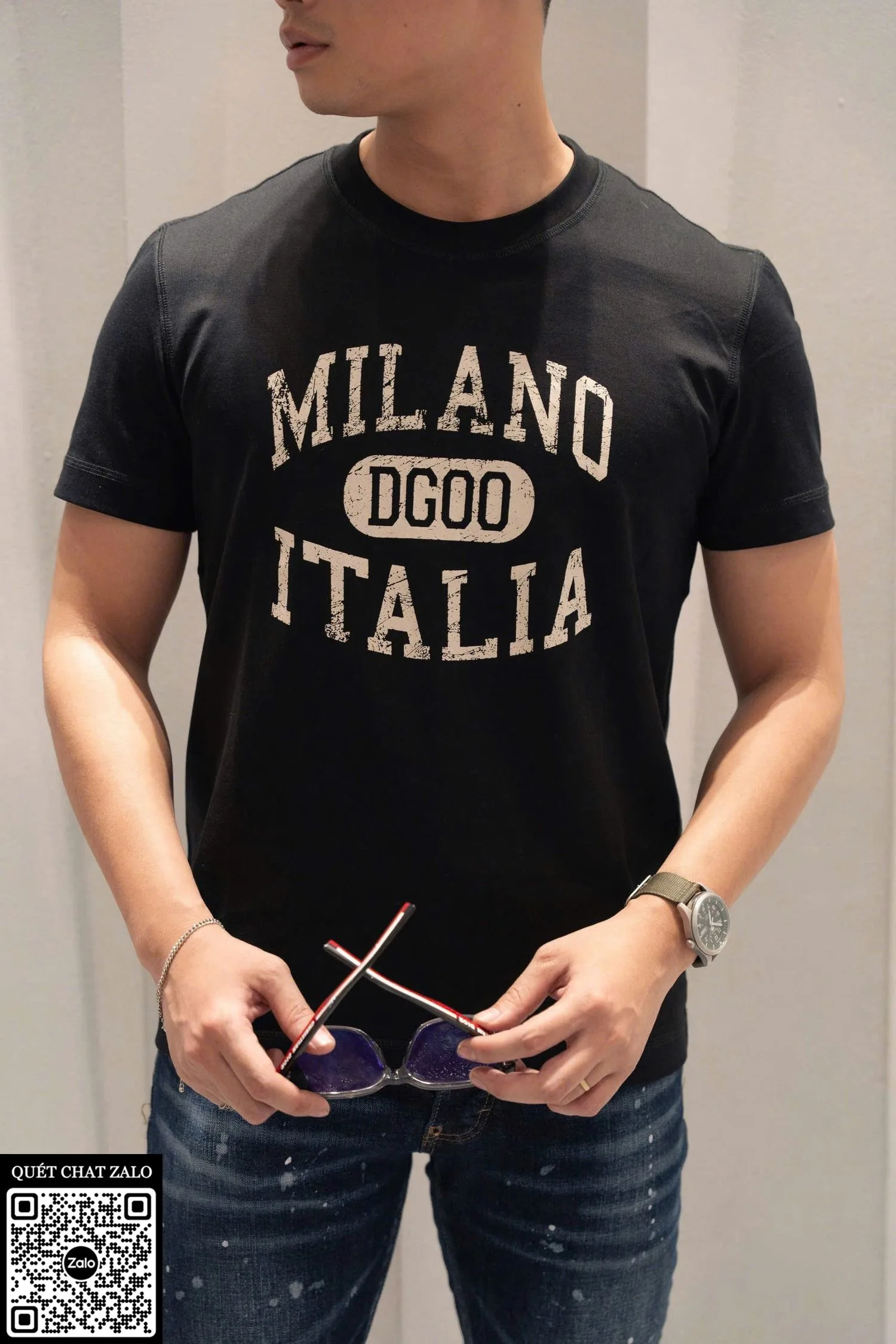 Áo phông nam màu đen Dolce Gabbana mã 24 DG tinh xảo bản giới hạn Áo phông nam màu đen Dolce Gabbana mã 24 DG tinh xảo bản giới hạn