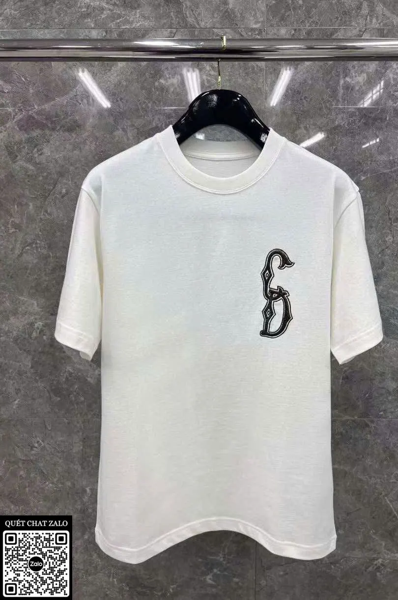 Áo phông nam màu trắng Givenchy mã 3 cao cấp giá hợp lý đẹp chuẩn Áo phông nam màu trắng Givenchy mã 3 cao cấp giá hợp lý đẹp chuẩn