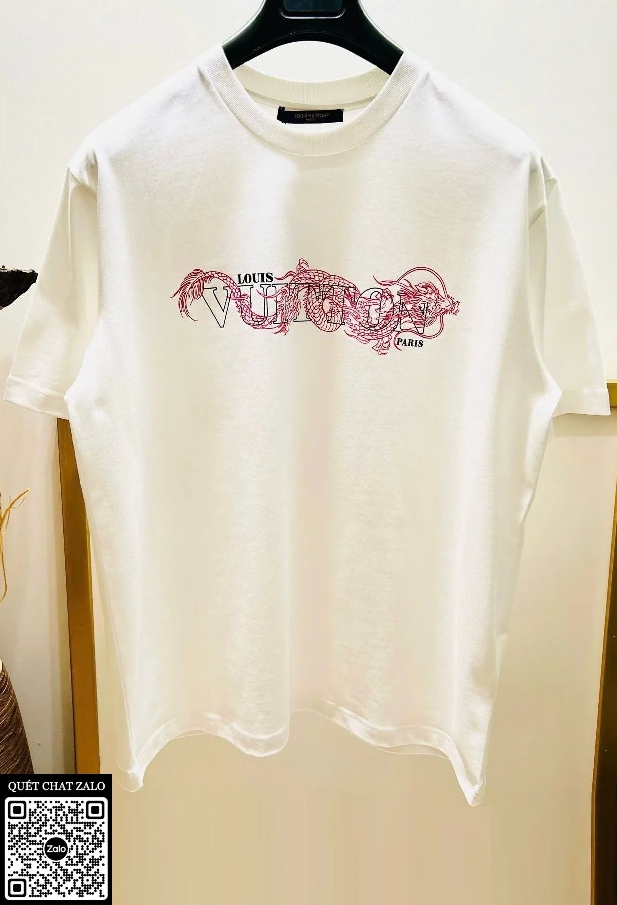 Áo phông nam màu trắng LV mã 9 limited stock cao cấp dễ phối đồ Áo phông nam màu trắng LV mã 9 limited stock cao cấp dễ phối đồ