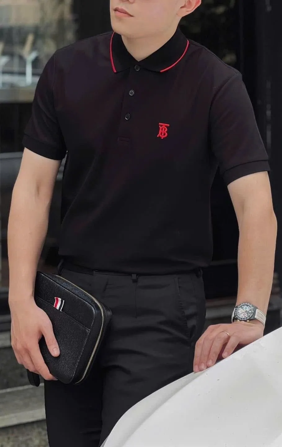 Áo polo nam màu đen Burberry BBR mã 7 hiếm đẹp sang trọng chuẩn chỉnh Áo polo nam màu đen Burberry BBR mã 7 hiếm đẹp sang trọng chuẩn chỉnh
