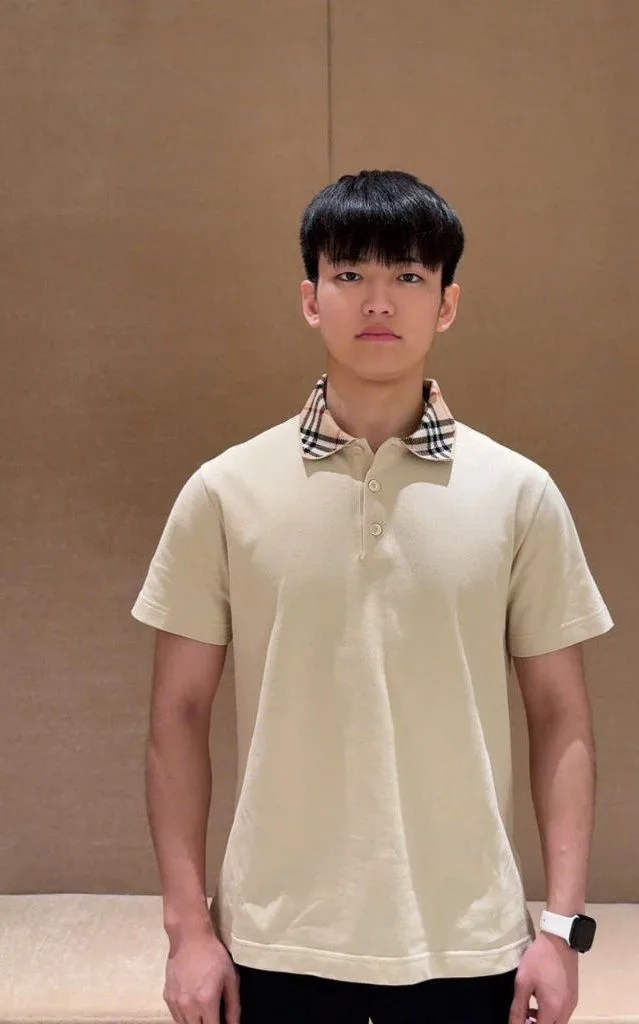 Áo polo nam màu vàng Burberry mã 1 BBR ưng ý