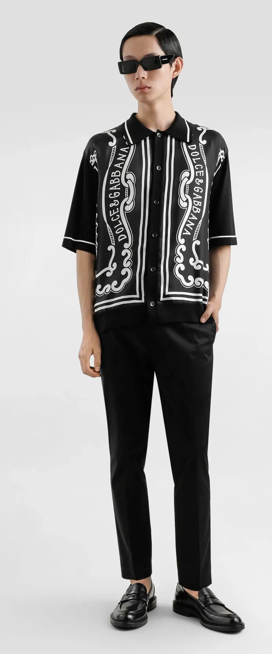 Áo sơ mi nam màu đen Dolce tay ngắn DG cao cấp mê mẩn mã 1 thời thượng Áo sơ mi nam màu đen Dolce tay ngắn DG cao cấp mê mẩn mã 1 thời thượng