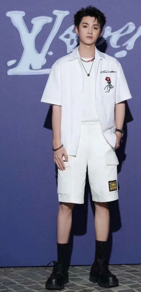 Áo sơ mi LV tay ngắn trắng mã 1 nam thuộc exclusive collection