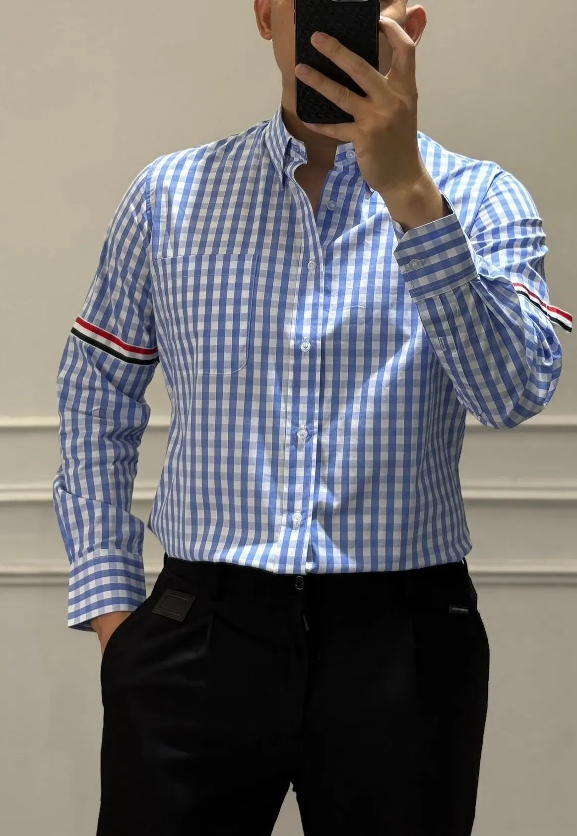 Áo sơ mi Thom Browne tay dài xanh kẻ caro nam mã 2 cực tốt hàng hiệu Áo sơ mi Thom Browne tay dài xanh kẻ caro nam mã 2 cực tốt hàng hiệu