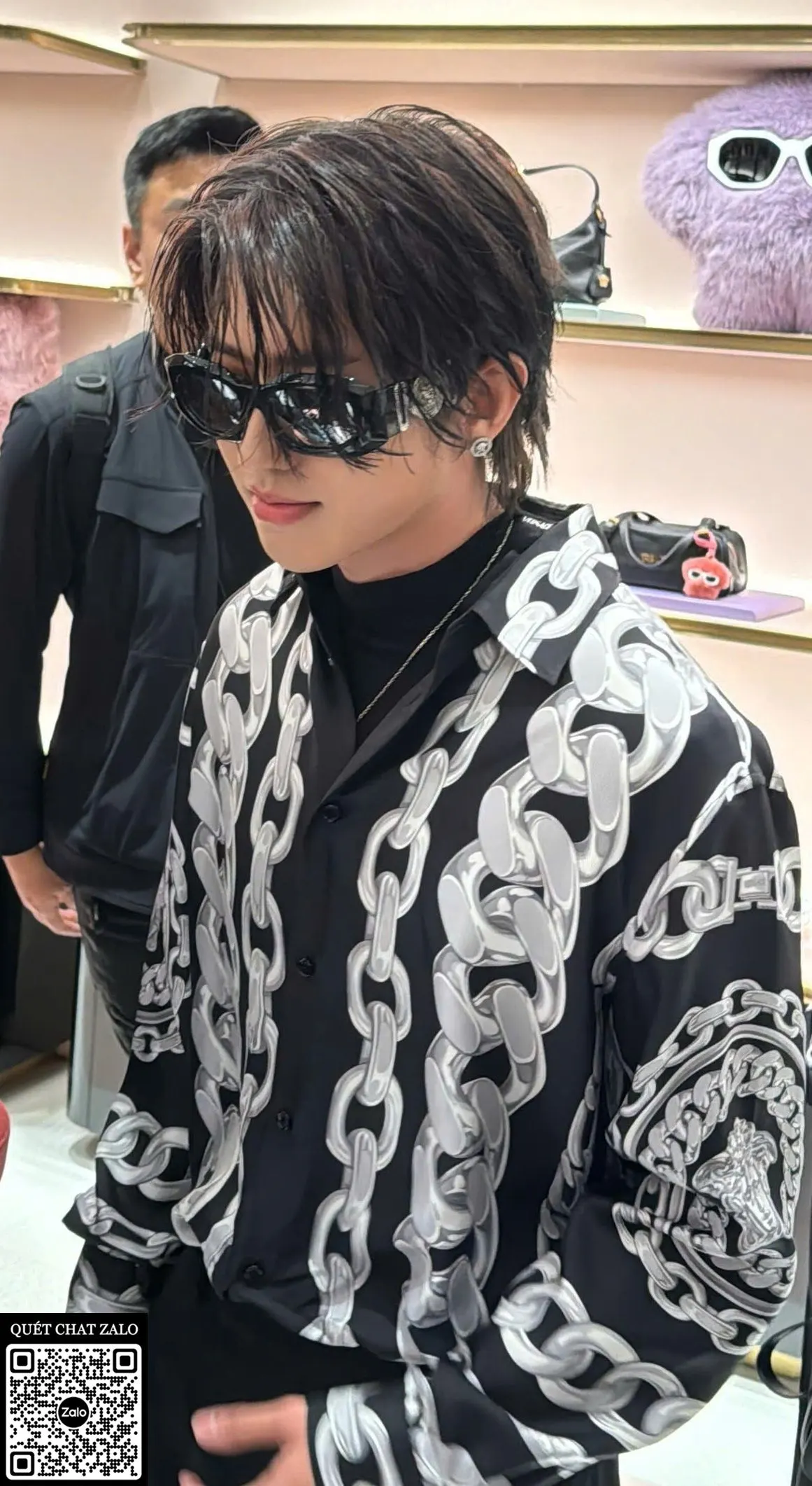 Áo sơ mi nam màu đen Versace tay dài mã 1 đỉnh cao chất lượng