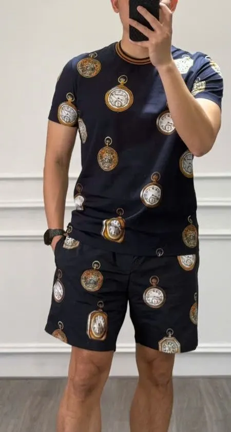 Áo thun Dolce Gabbana xanh nam mã 2 phong cách năng động đỉnh chóp Áo thun Dolce Gabbana xanh nam mã 2 phong cách năng động đỉnh chóp