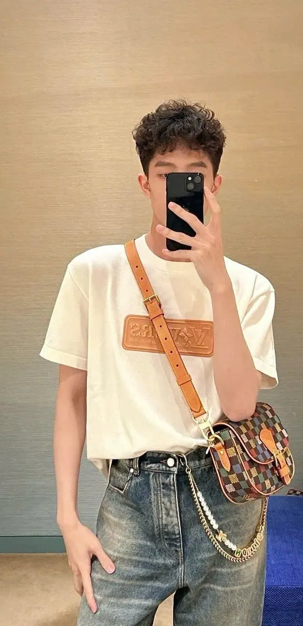 Áo phông nam nữ áo Louis Vuitton trắng Vip Like Authentic xịn mã 1b