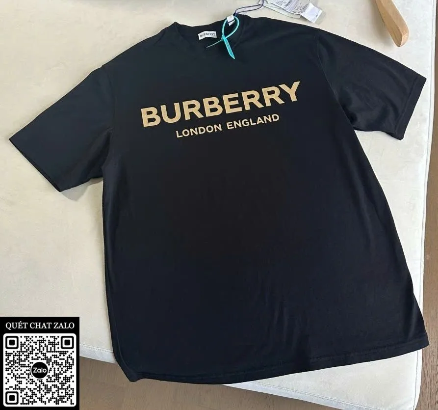 Áo phông Burberry màu đen nam mã 9 BBR Vip Like Authentic độc đáo