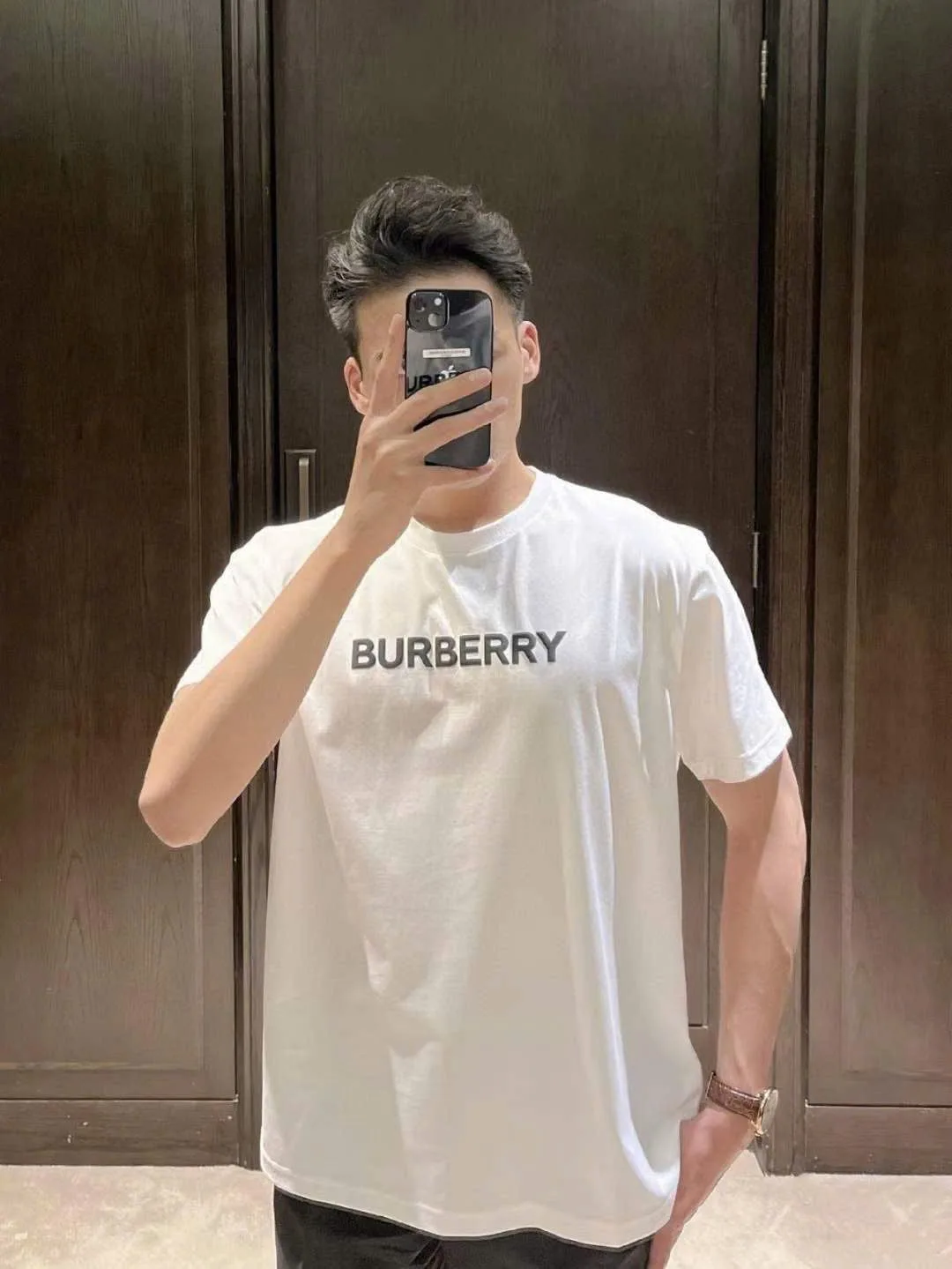 Áo thun Burberry nam trắng mã 2 BBR lịch lãm hoàn thiện tốt cao Áo thun Burberry nam trắng mã 2 BBR lịch lãm hoàn thiện tốt cao