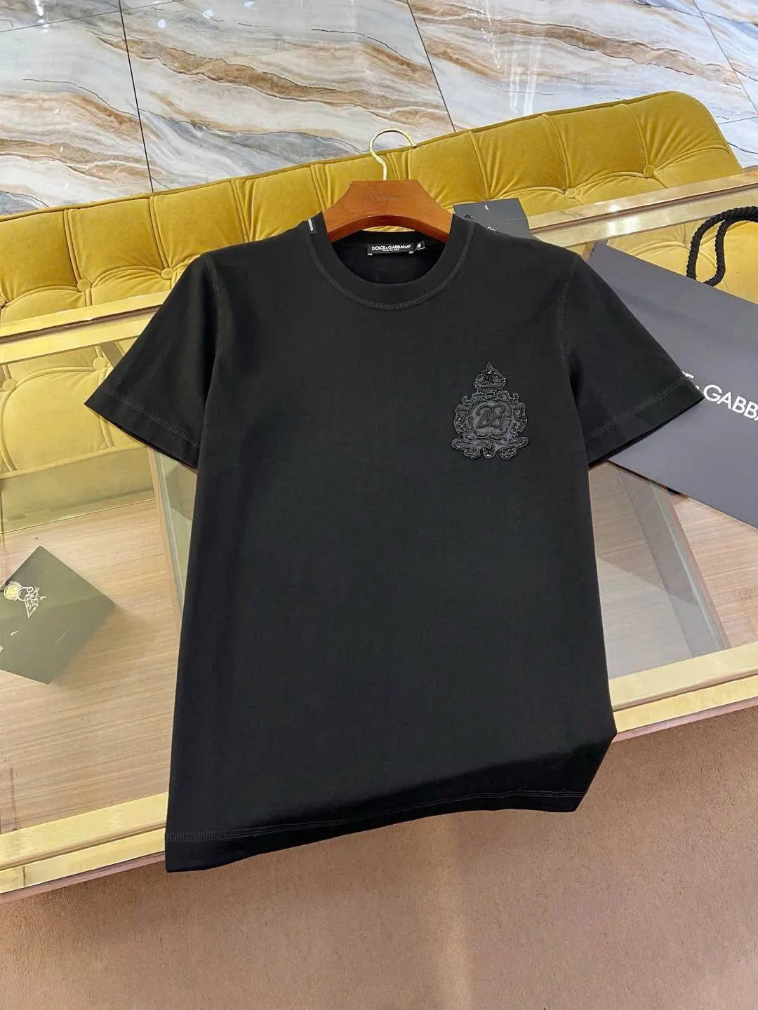 Áo phông nam màu đen DG mã 33 Dolce Gabbana giới hạn trẻ trung