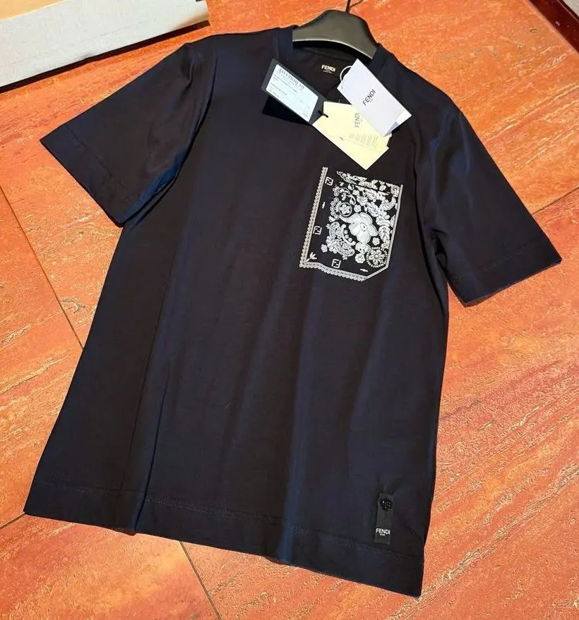 Áo phông Fendi màu đen nam mã 2 dòng premium quá đỉnh cao cấp