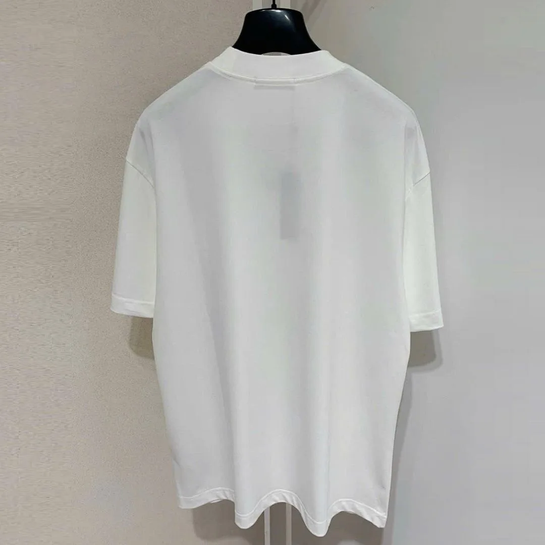 Áo thun Versace nam chính hãng màu trắng mã 5 phong cách năng động Áo thun Versace nam chính hãng màu trắng mã 5 phong cách năng động