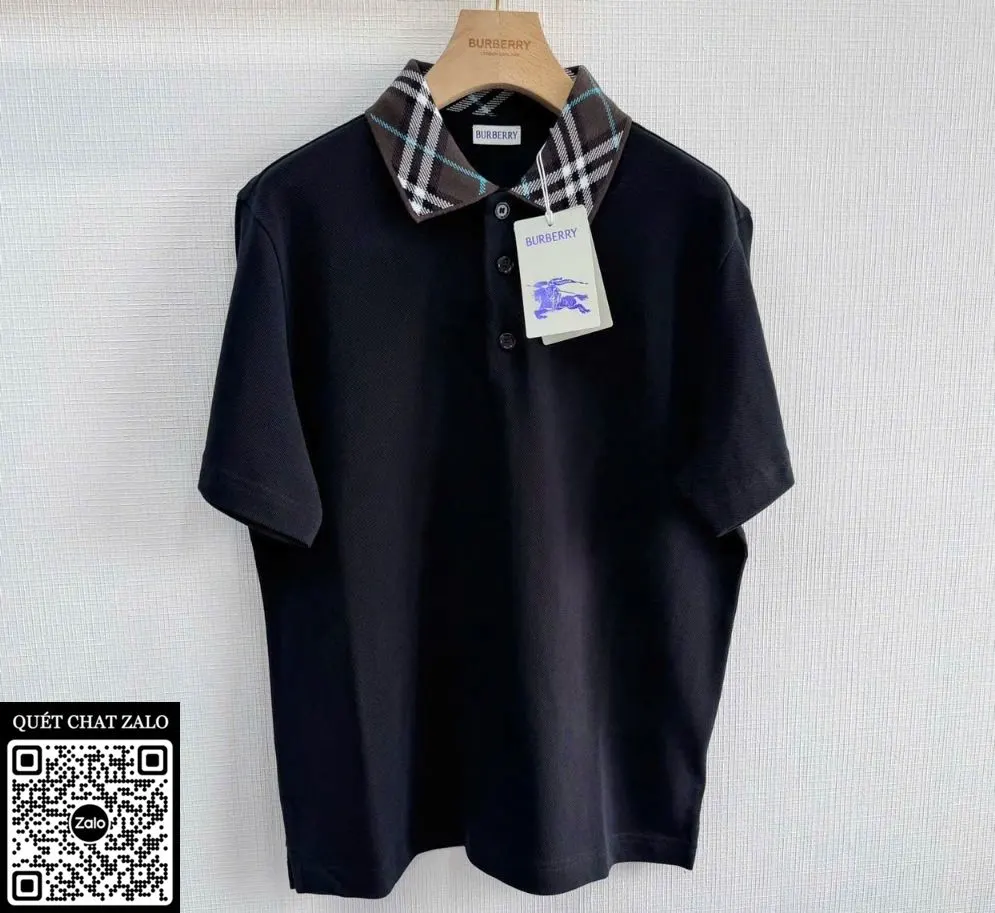 Áo polo nam Burberry màu đen cổ xanh mã 1 hàng độc hợp mốt cao cấp