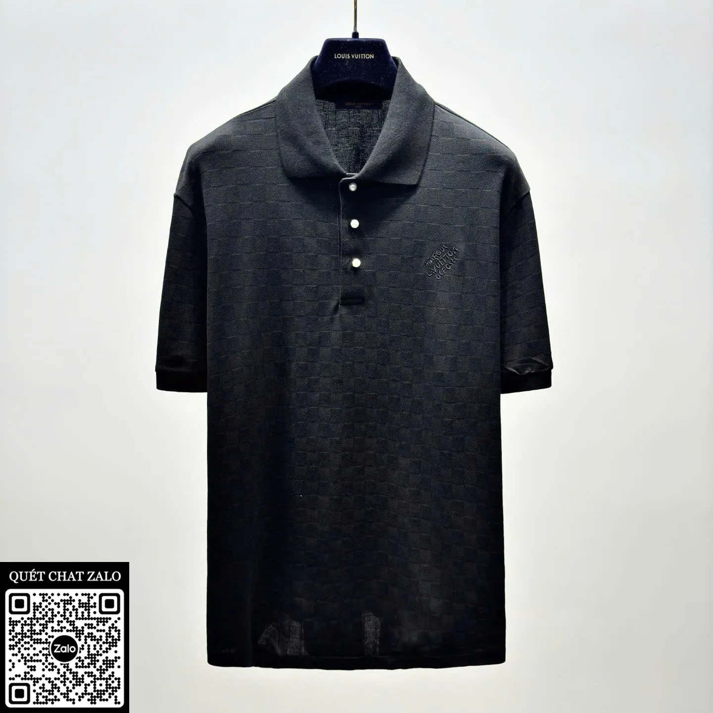 Áo polo nam màu đen LV mã 1 thiết kế tinh xảo đẳng cấp thời thượng