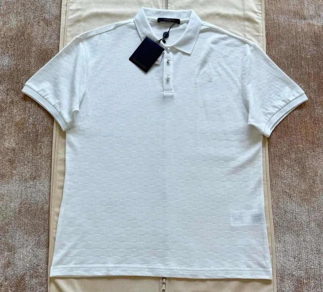 Áo polo LV màu trắng nam Louis Vuitton mã 1b cao cấp tốt không chê