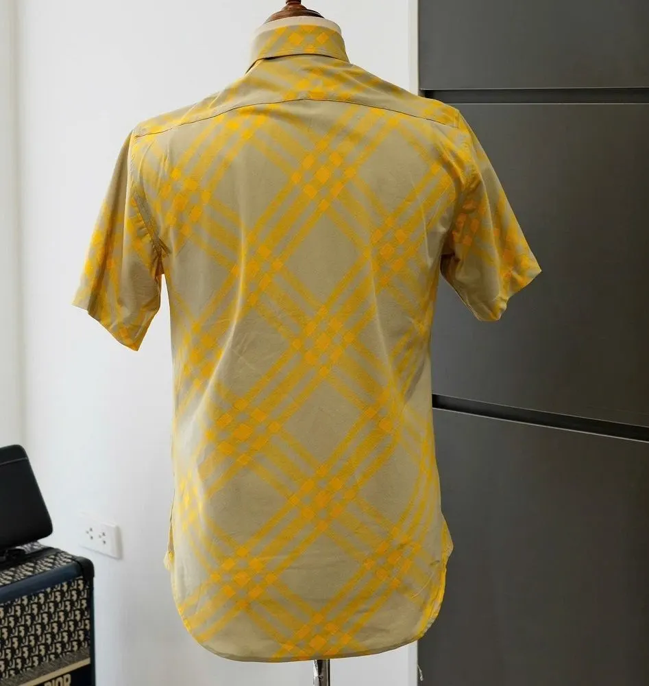 Áo sơ mi caro Burberry nam màu vàng tay ngắn kẻ sọc mã 3 chất lượng