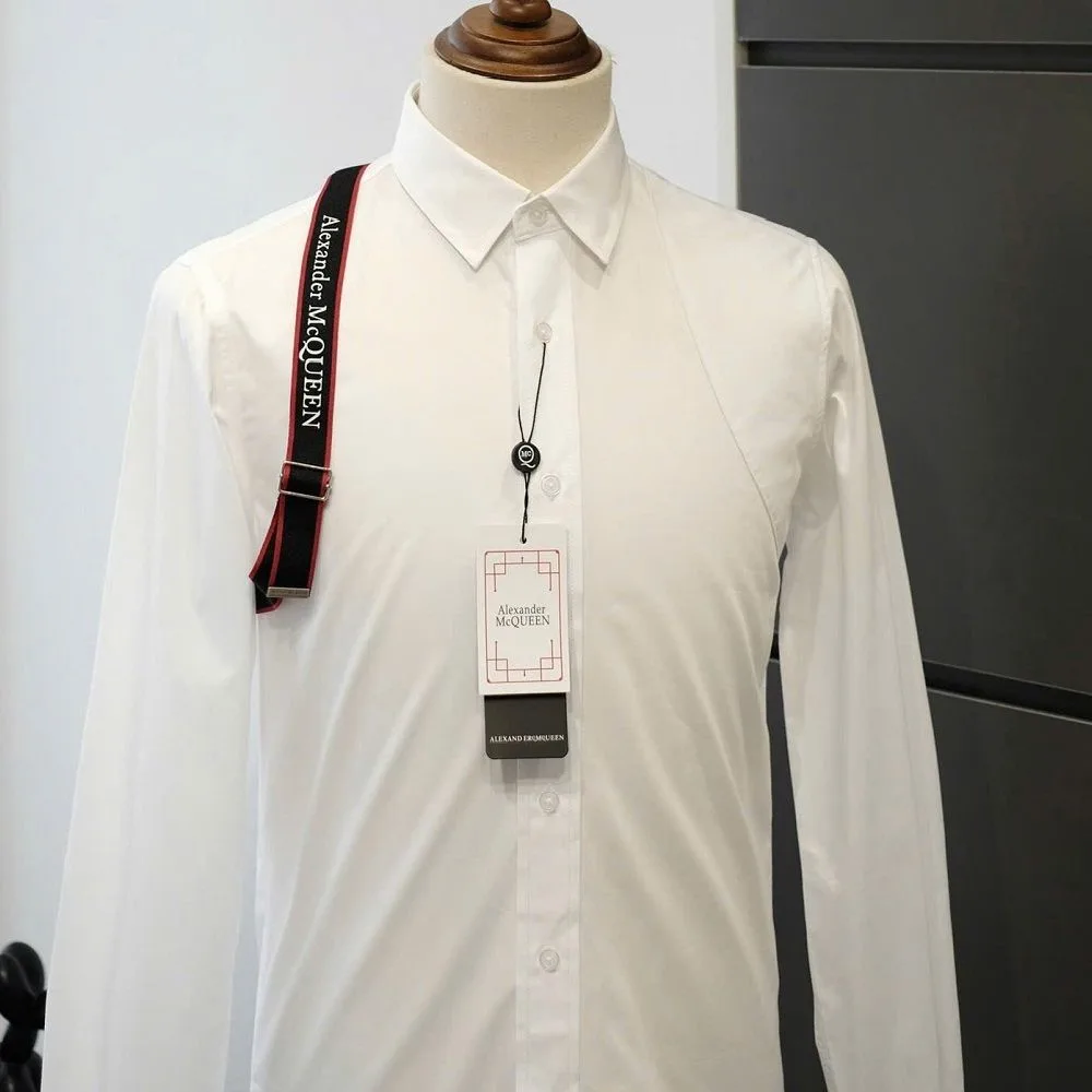 Áo sơ mi Alexander McQueen trắng tay dài nam mã 2 thoải mái cao cấp Áo sơ mi Alexander McQueen trắng tay dài nam mã 2 thoải mái cao cấp