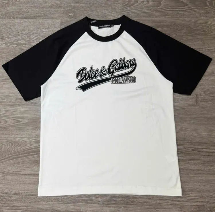 Áo phông nam trắng đẹp cổ tròn Dolce Gabbana mã 14b top quality Áo phông nam trắng đẹp cổ tròn Dolce Gabbana mã 14b top quality