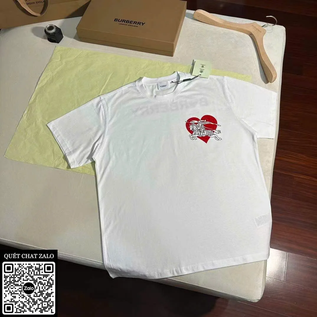 Áo phông nam màu trắng BBR mã 3 Burberry cao cấp gọn đẹp chuẩn dáng Áo phông nam màu trắng BBR mã 3 Burberry cao cấp gọn đẹp chuẩn dáng