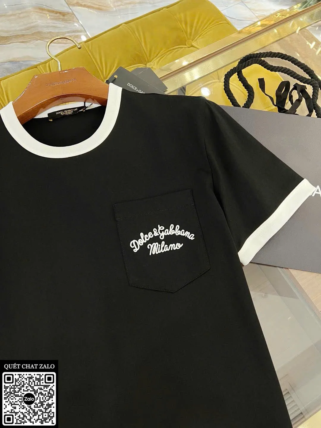 Áo phông nam màu đen Dolce mã 18 DG cao cấp thiết kế đẹp Áo phông nam màu đen Dolce mã 18 DG cao cấp thiết kế đẹp