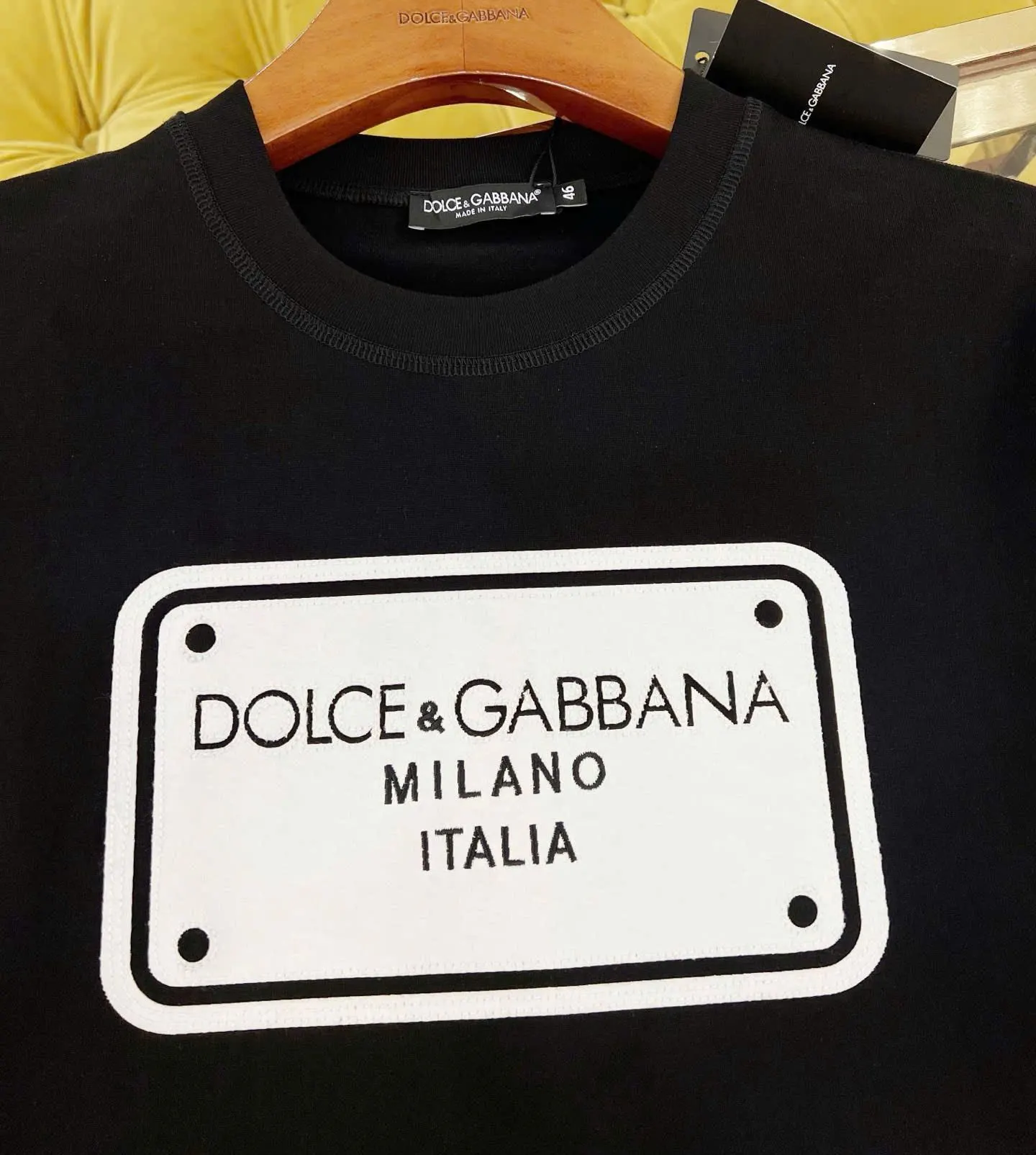 Áo thun Dolce Gabbana phông đen DG mã 20 nam thượng lưu đa năng