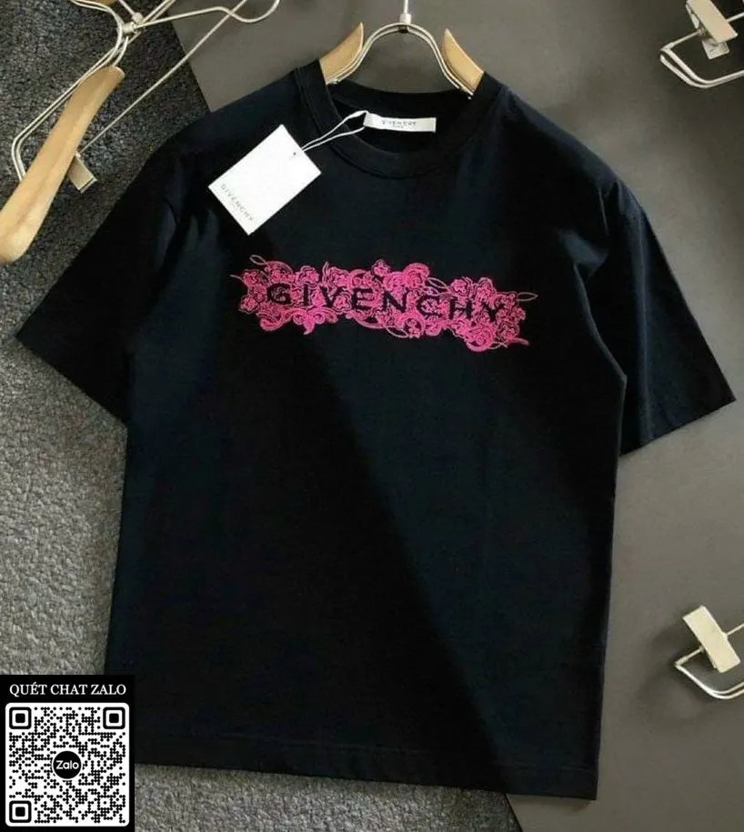 Áo phông nam màu đen Givenchy mã 4 siêu phẩm hoàn thiện tốt cao