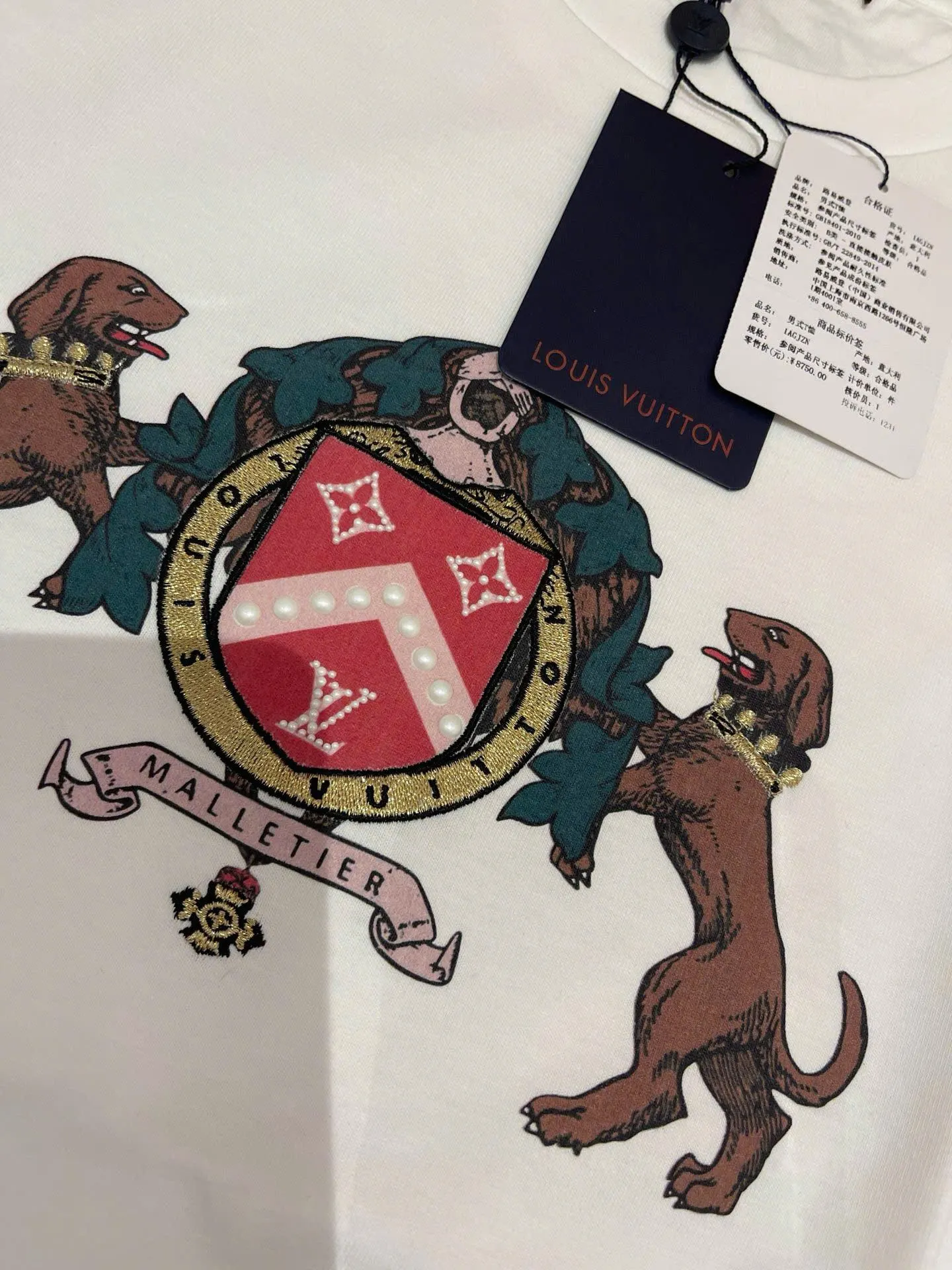 Áo phông nam màu trắng Louis Vuitton mã 6 vừa mắt chất lượng vượt trội